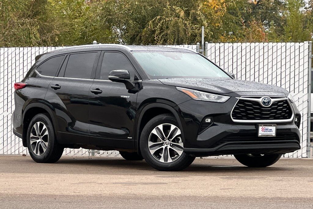 2020 Toyota Highlander Hybrid XLE Fruitland ID