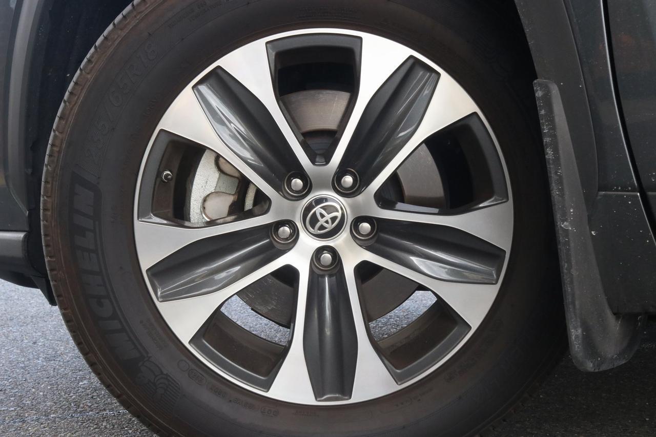 2020 Toyota Highlander Hybrid XLE Fredericksburg VA