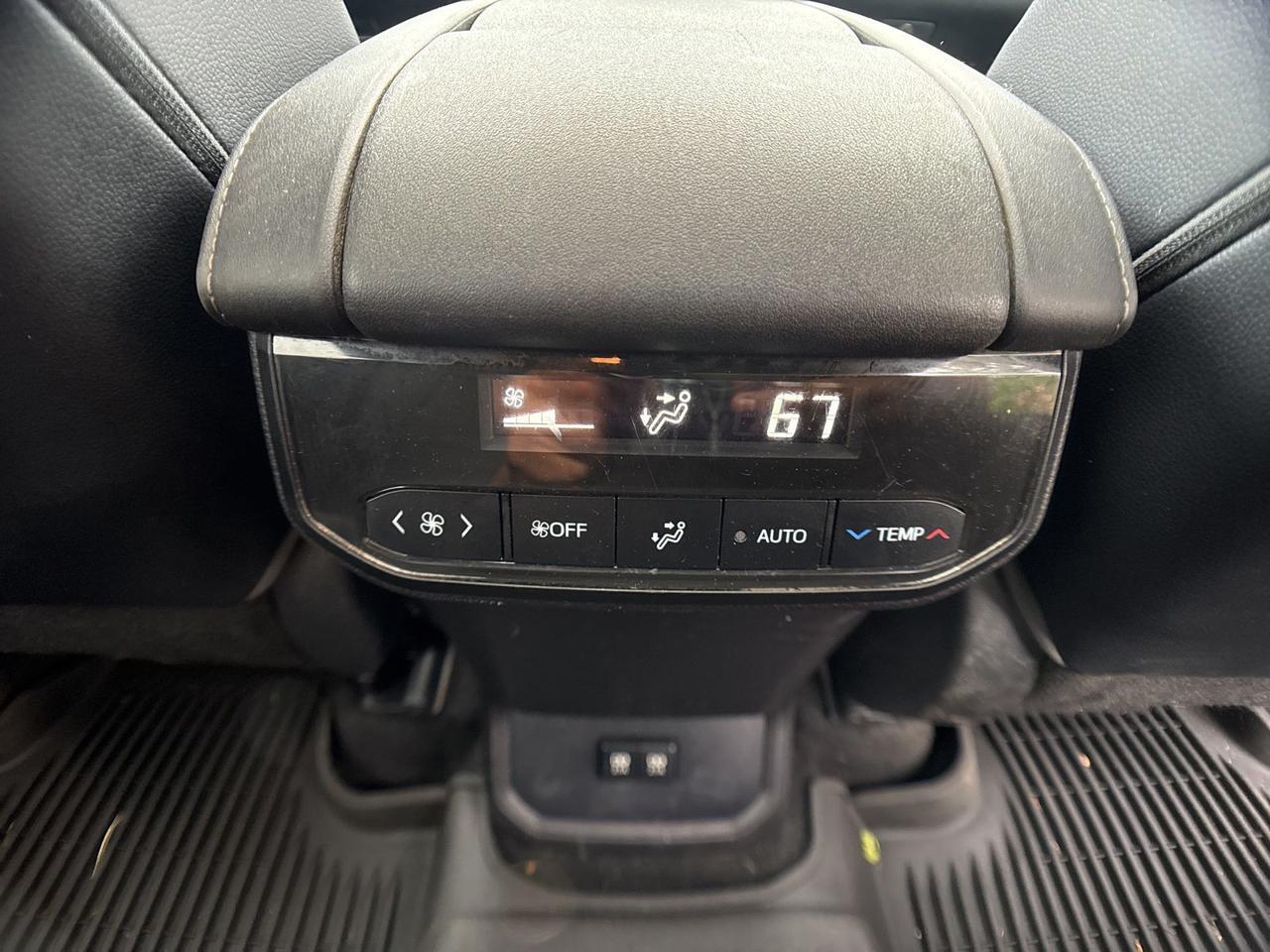2020 Toyota Highlander Hybrid XLE Chantilly VA