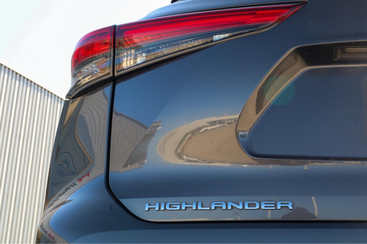 2020 Toyota Highlander L  Selma TX