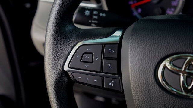 2020 Toyota Highlander L  Selma TX