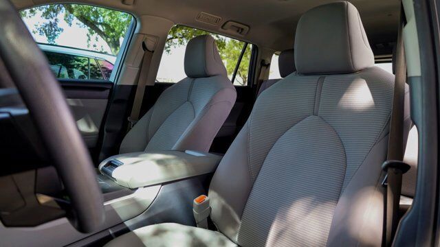 2020 Toyota Highlander L  Selma TX