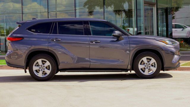 2020 Toyota Highlander L  Selma TX