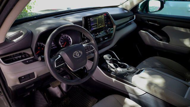 2020 Toyota Highlander L  Selma TX
