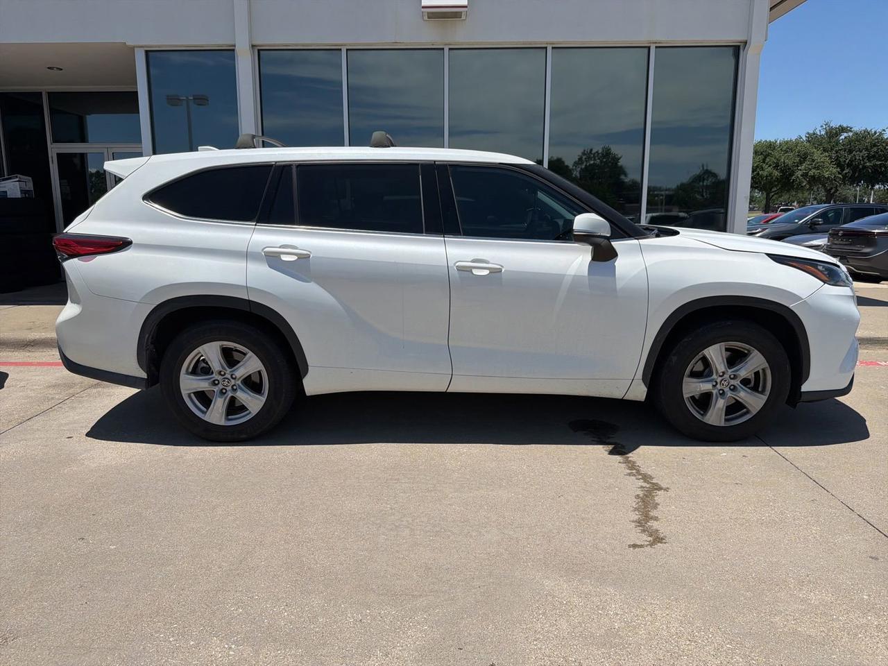 2020 Toyota Highlander LE Hurst TX