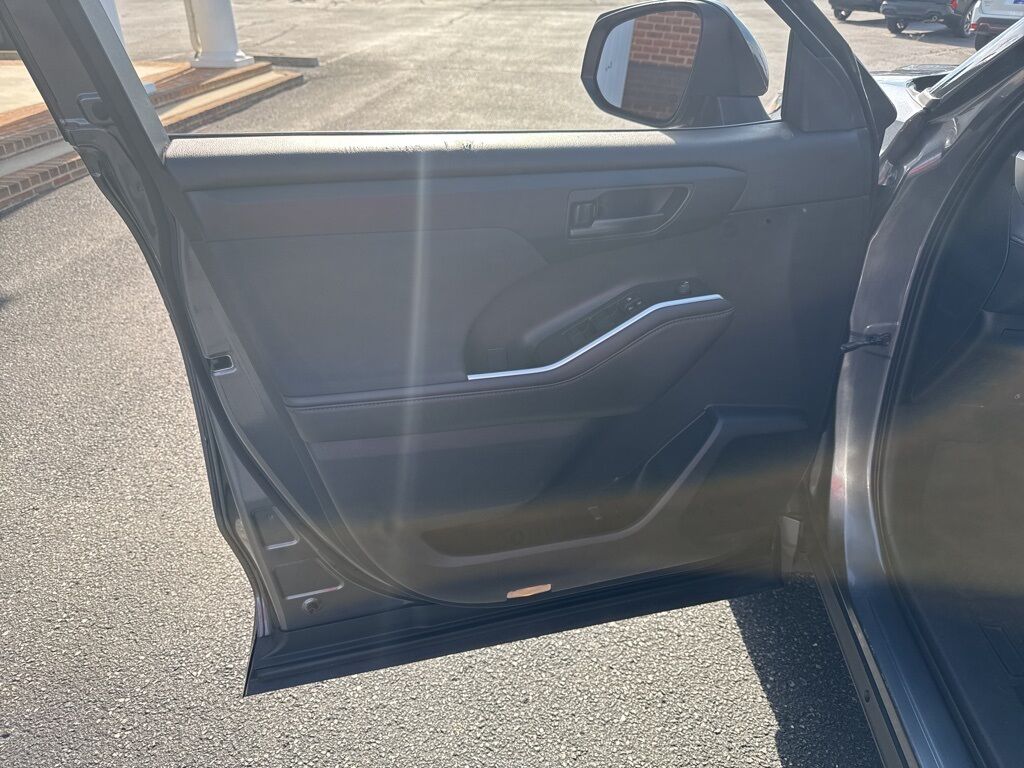 2020 Toyota Highlander LE Mount Joy PA