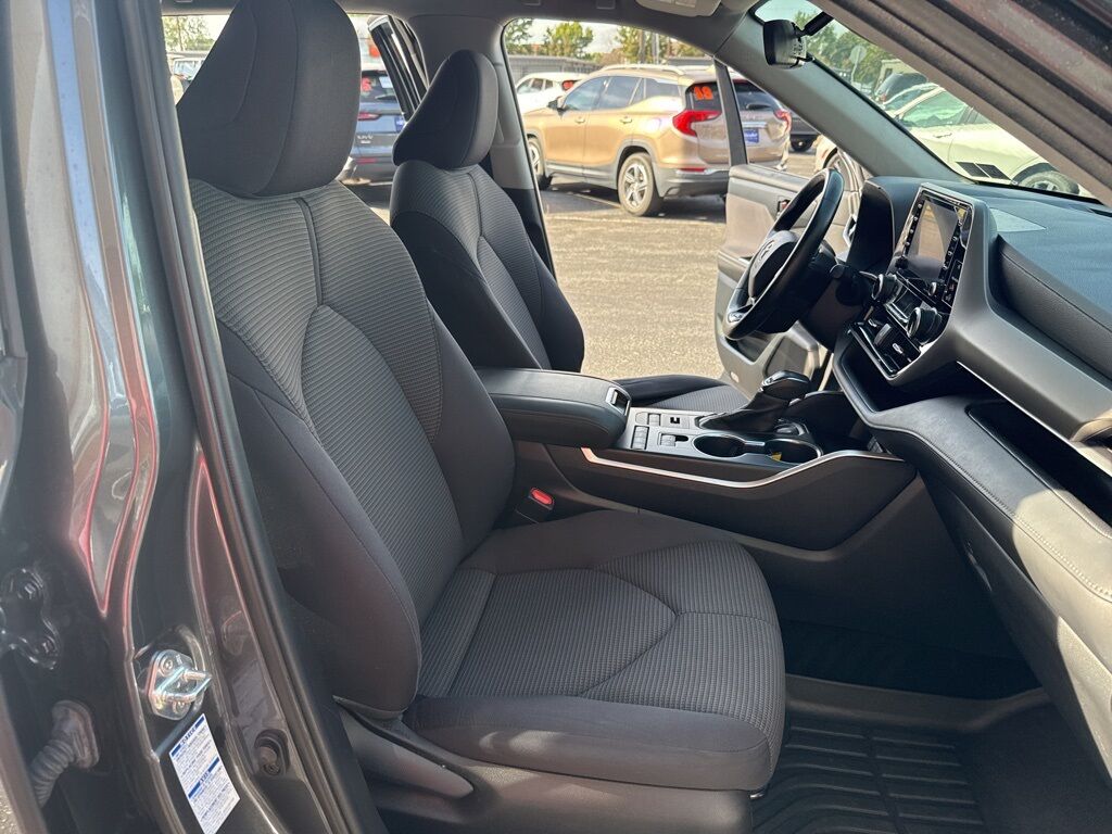 2020 Toyota Highlander LE Mount Joy PA