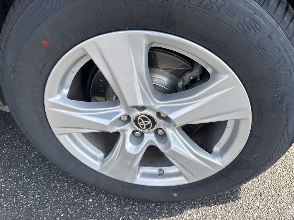 2020 Toyota Highlander LE Mount Joy PA