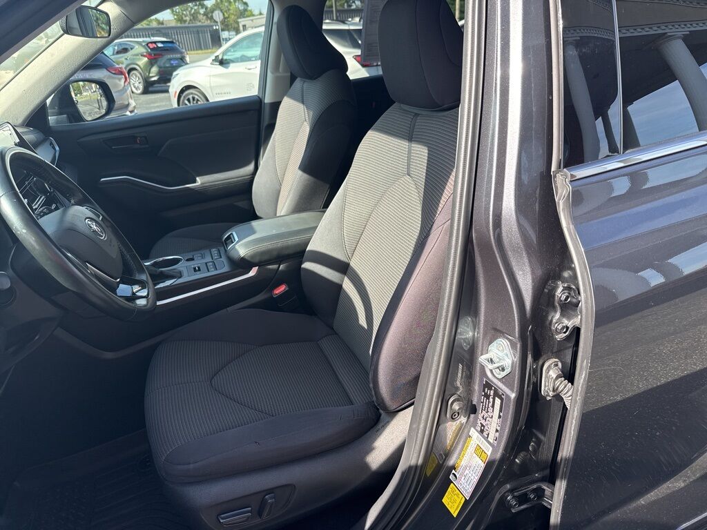 2020 Toyota Highlander LE Mount Joy PA