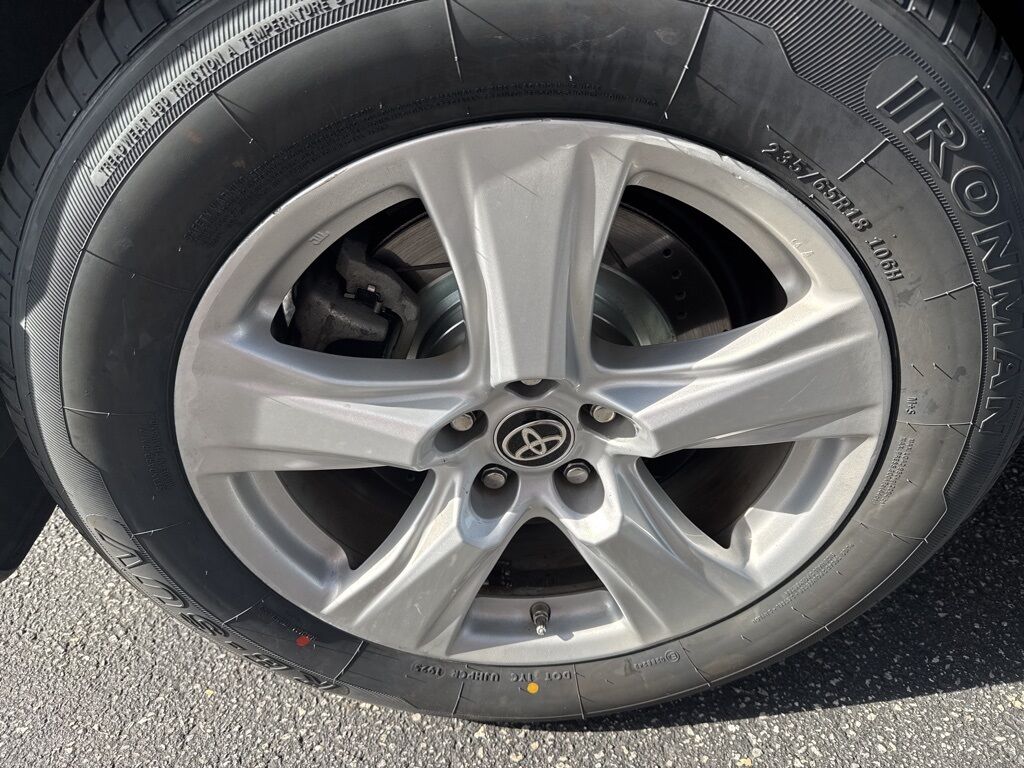 2020 Toyota Highlander LE Mount Joy PA