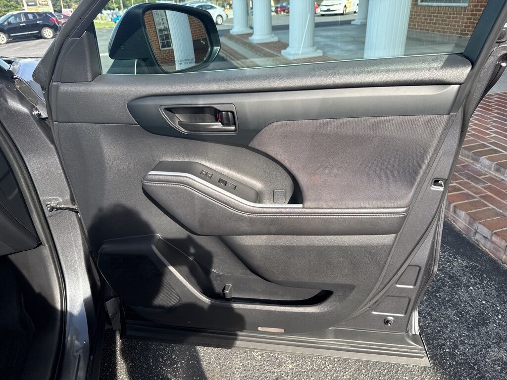 2020 Toyota Highlander LE Mount Joy PA