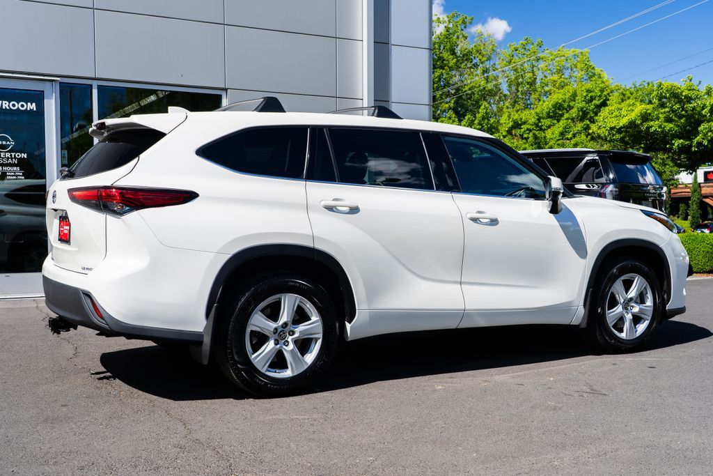 2020 Toyota Highlander LE Beaverton OR