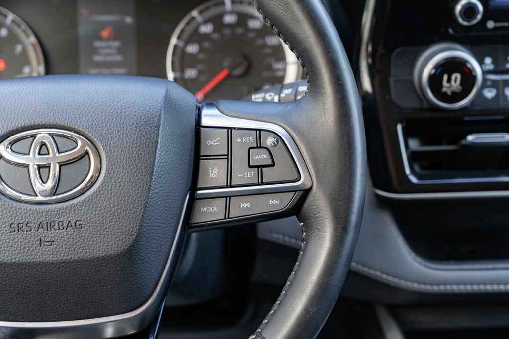 2020 Toyota Highlander LE Beaverton OR