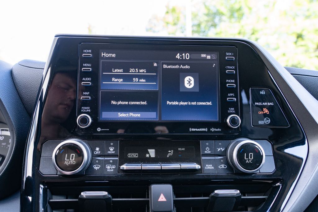 2020 Toyota Highlander LE Beaverton OR