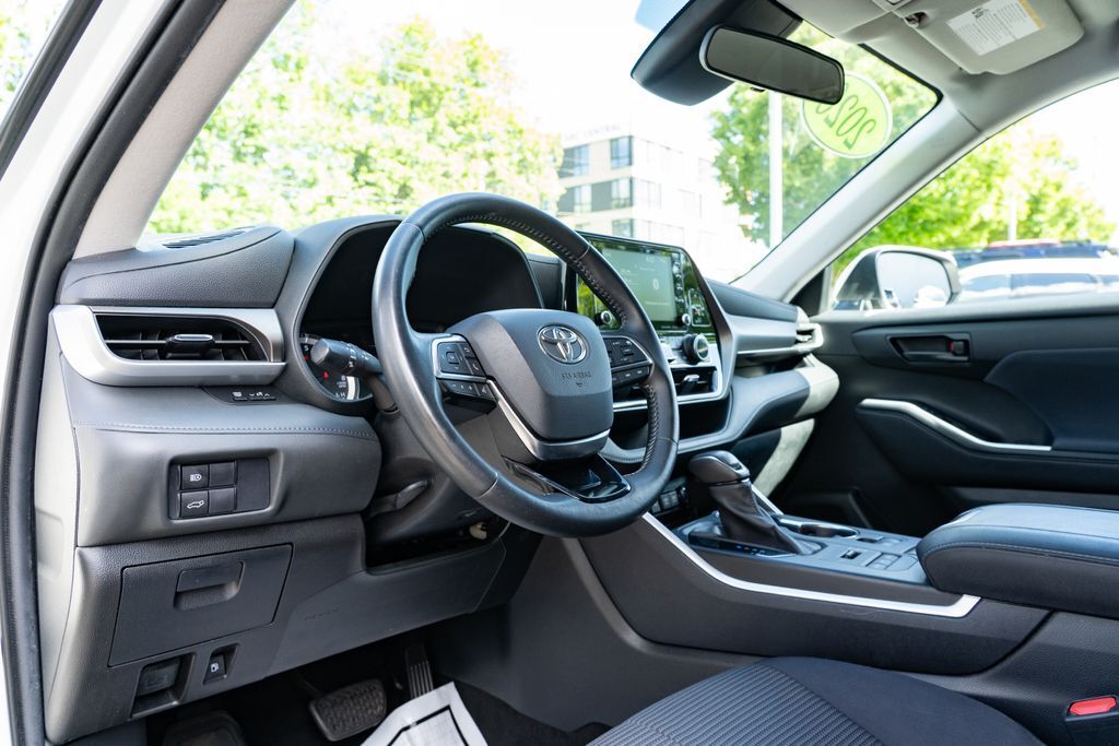 2020 Toyota Highlander LE Beaverton OR