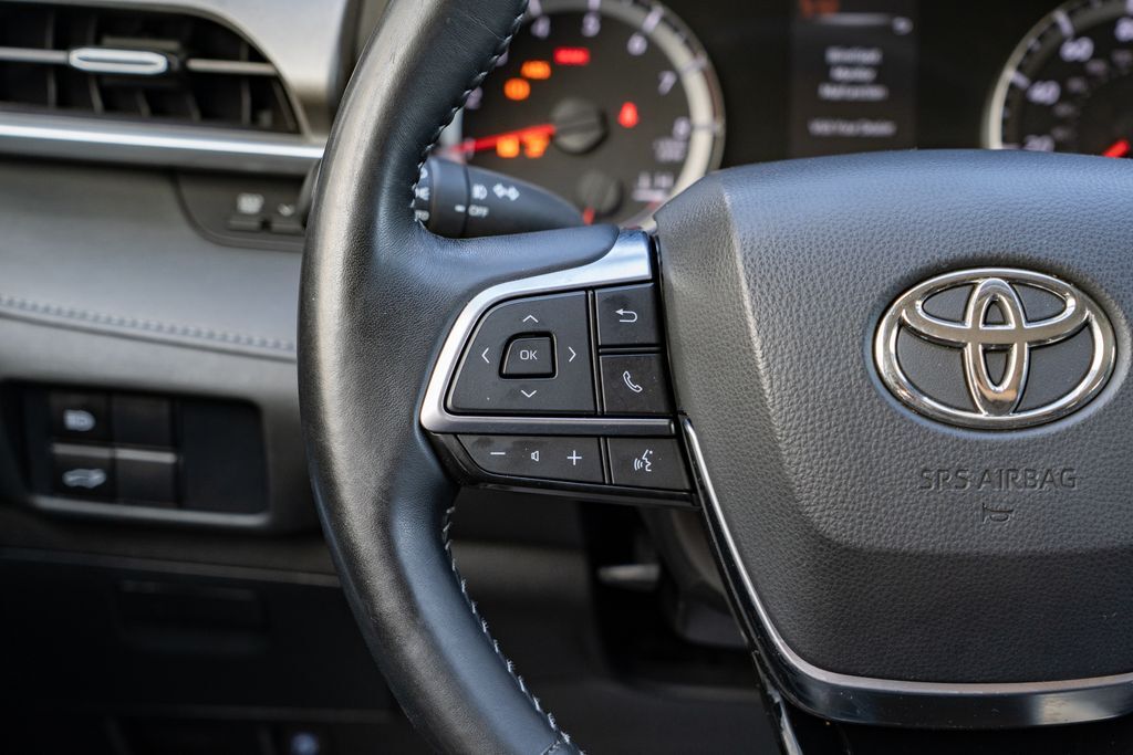 2020 Toyota Highlander LE Beaverton OR
