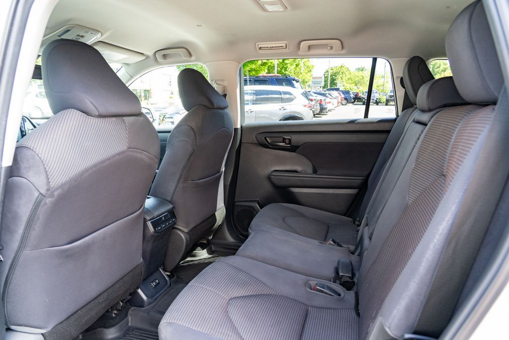 2020 Toyota Highlander LE Beaverton OR