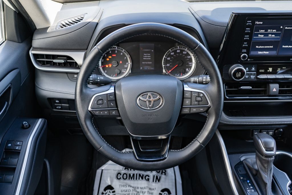 2020 Toyota Highlander LE Beaverton OR