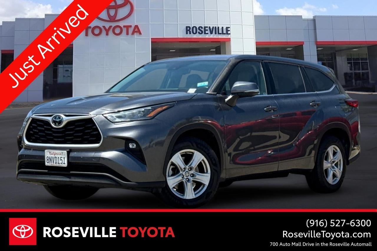 2020 Toyota Highlander LE