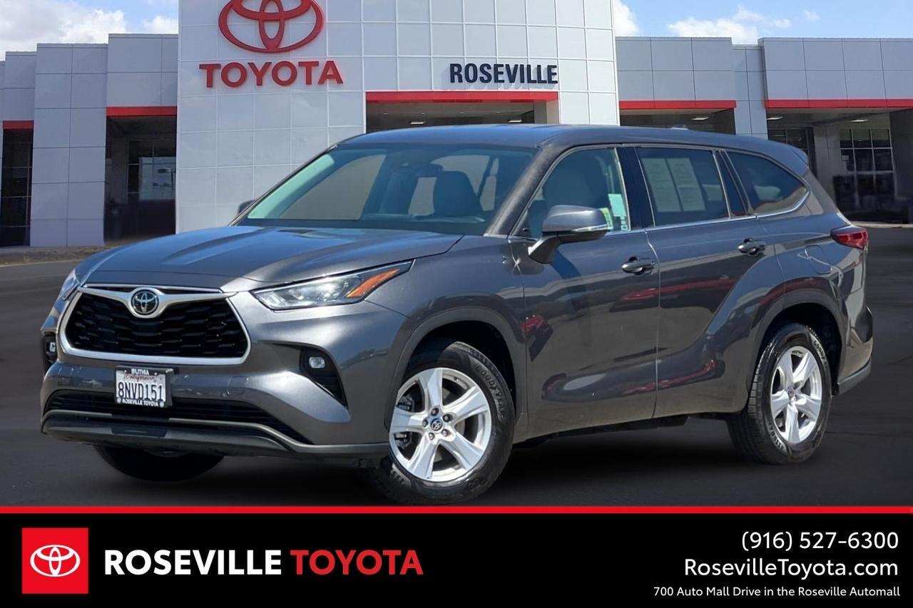 2020 Toyota Highlander LE
