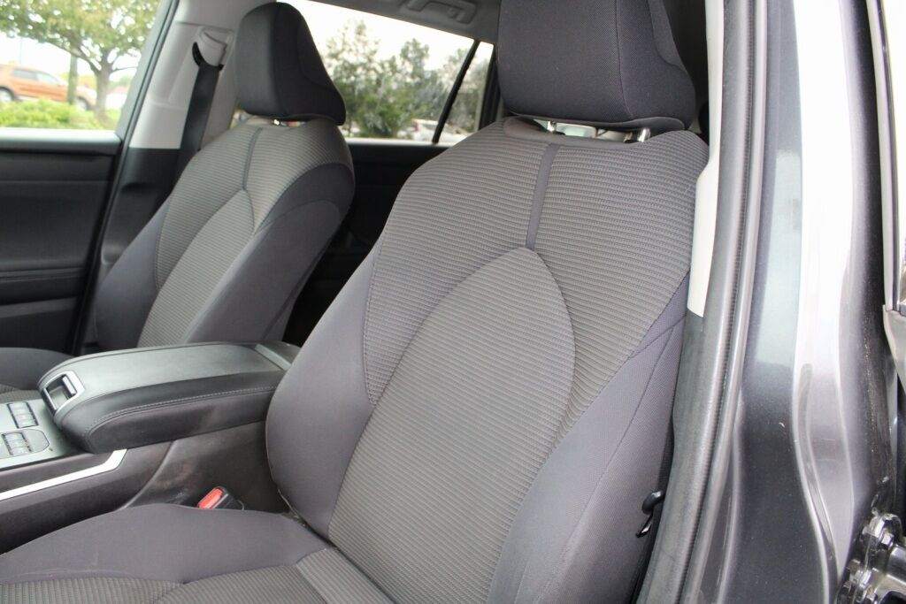 2020 Toyota Highlander LE Richmond VA
