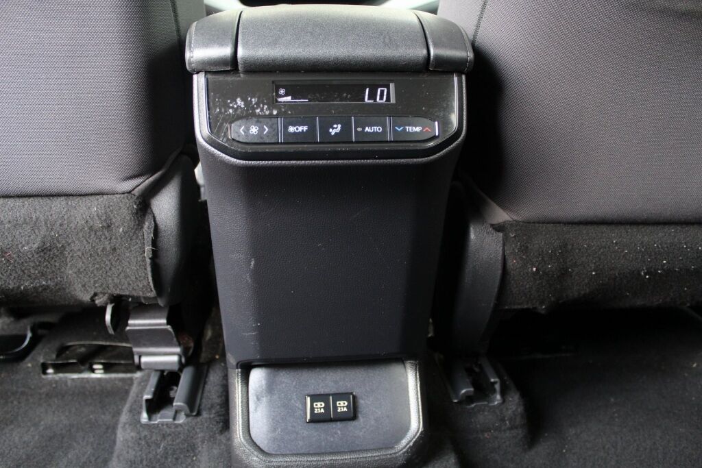 2020 Toyota Highlander LE Richmond VA