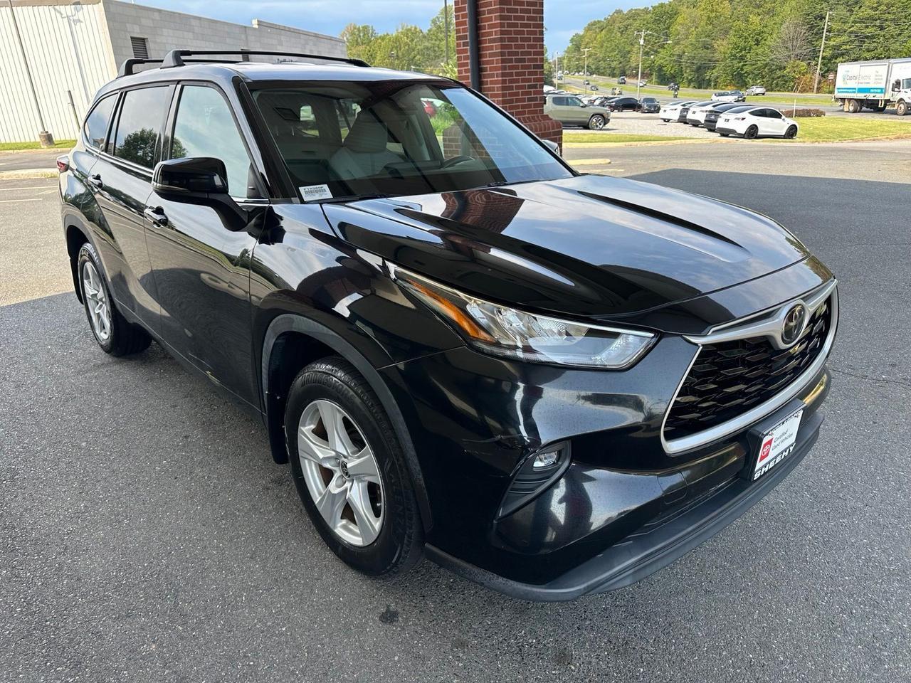 2020 Toyota Highlander LE