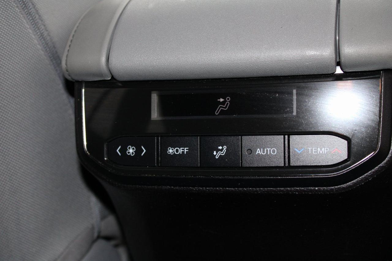 2020 Toyota Highlander LE Stafford VA