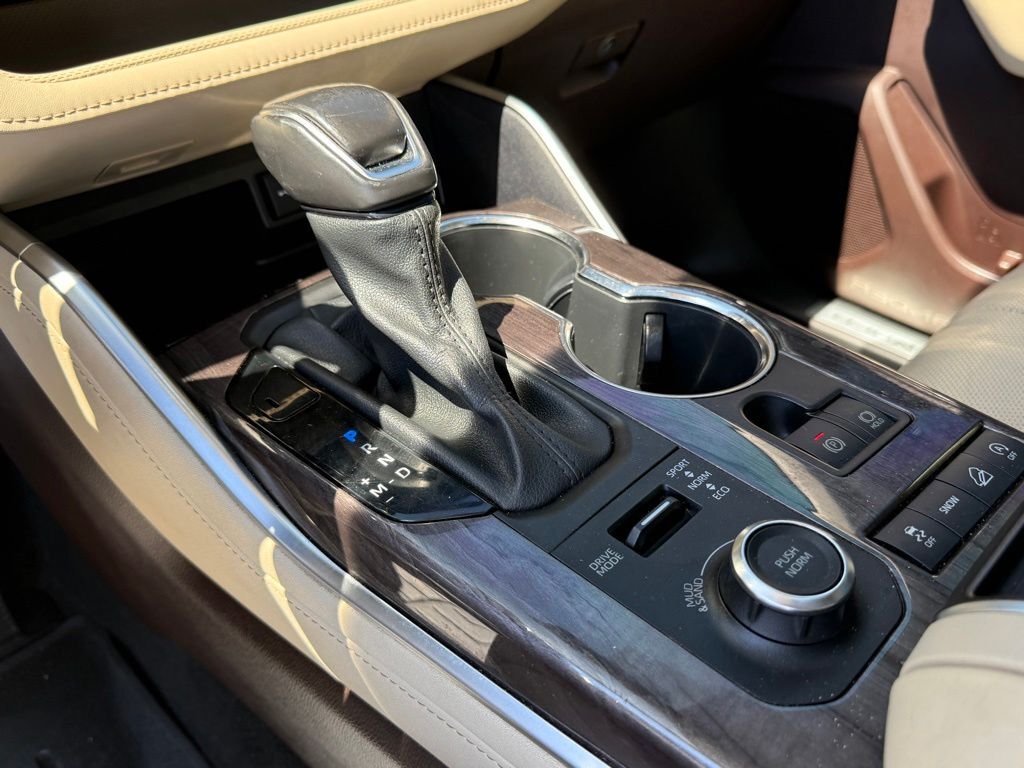 2020 Toyota Highlander Limited Crestwood KY