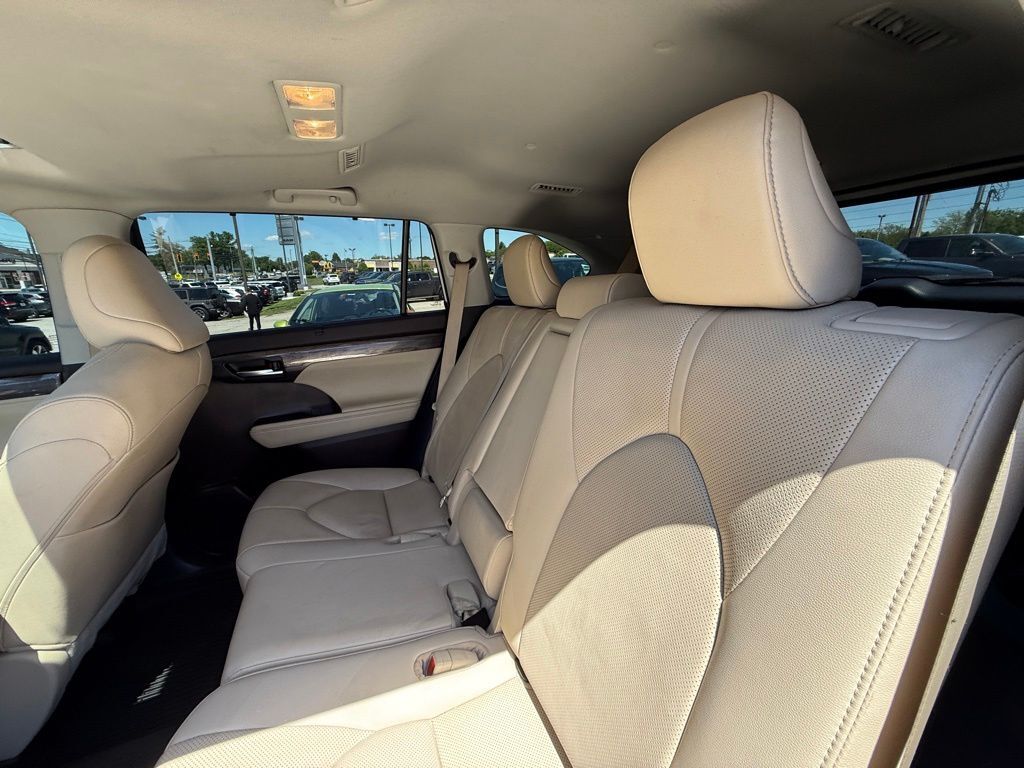 2020 Toyota Highlander Limited Crestwood KY