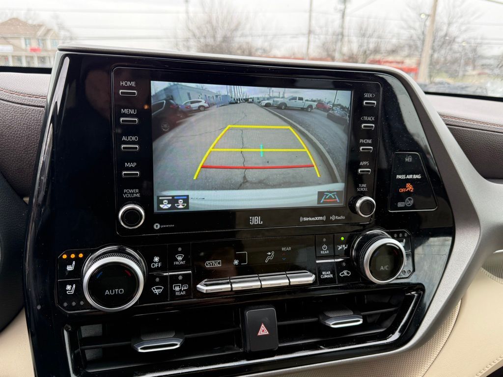 2020 Toyota Highlander Limited Crestwood KY