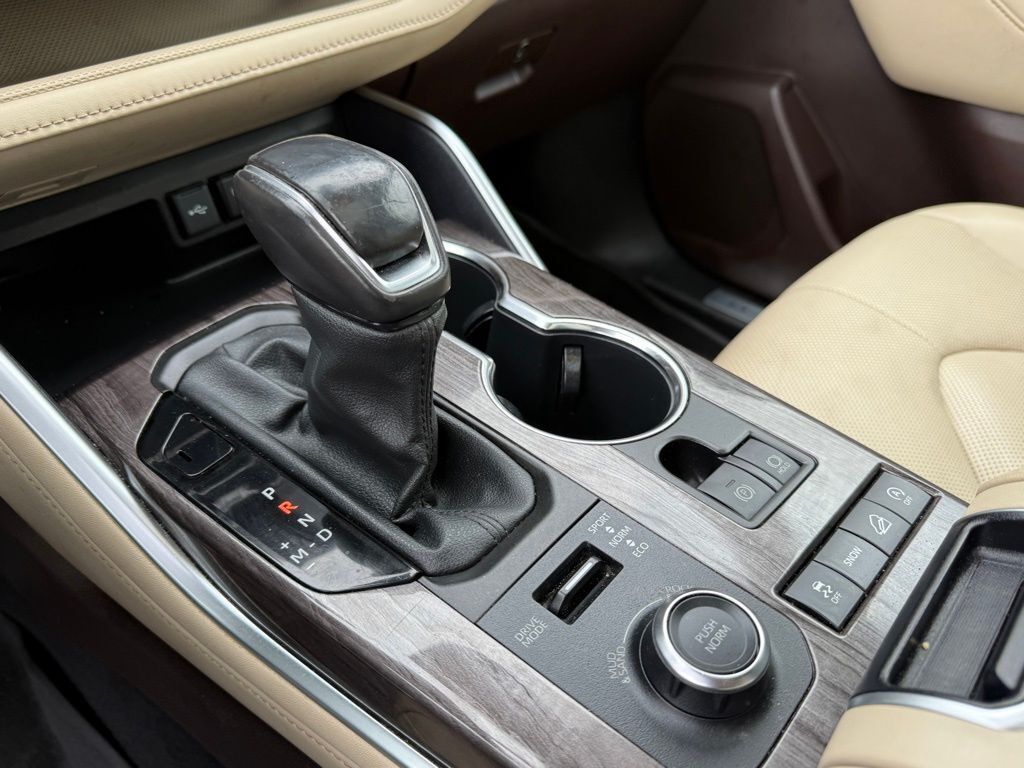 2020 Toyota Highlander Limited Crestwood KY