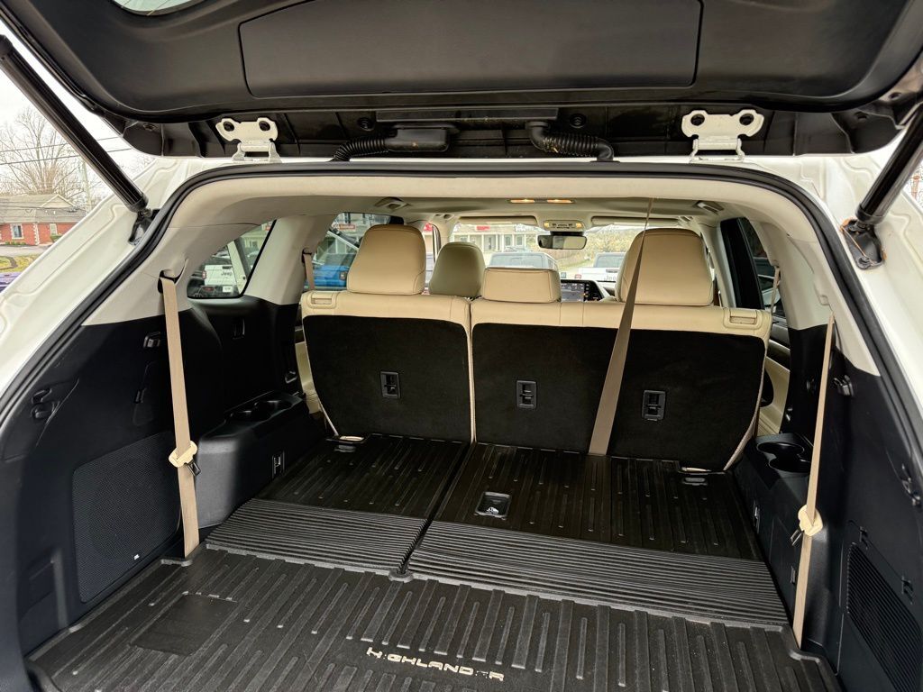 2020 Toyota Highlander Limited Crestwood KY