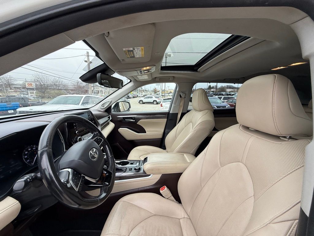 2020 Toyota Highlander Limited Crestwood KY