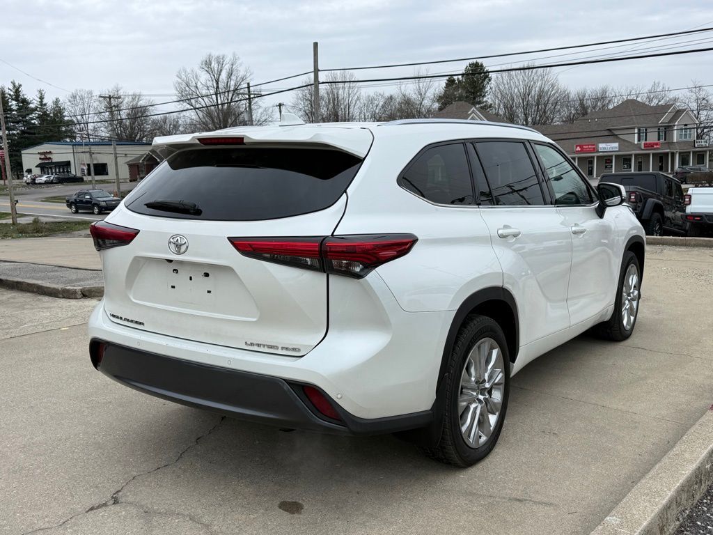 2020 Toyota Highlander Limited Crestwood KY