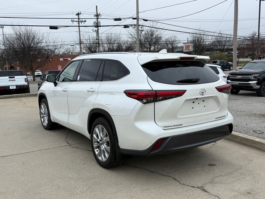2020 Toyota Highlander Limited Crestwood KY