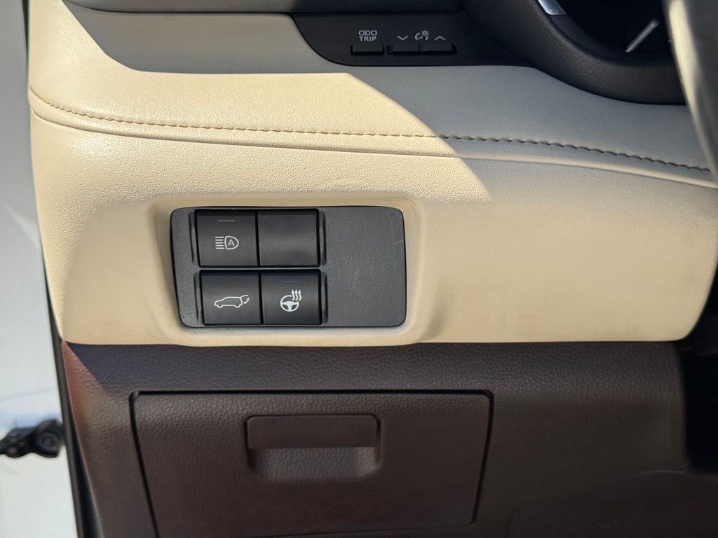 2020 Toyota Highlander Limited Crestwood KY