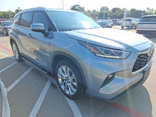 2020 Toyota Highlander Limited Hurst TX