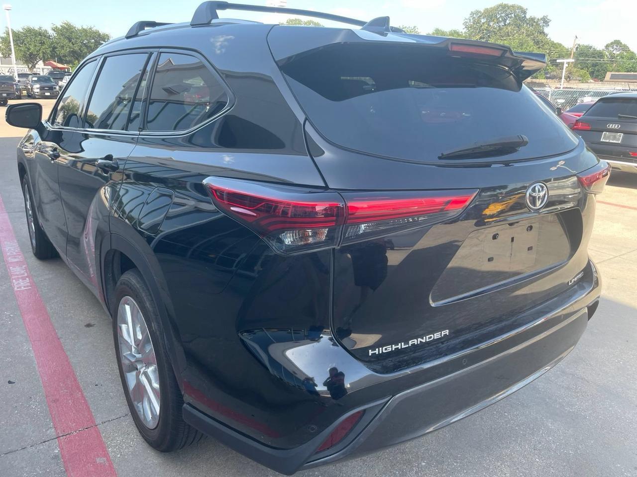 2020 Toyota Highlander Limited Hurst TX