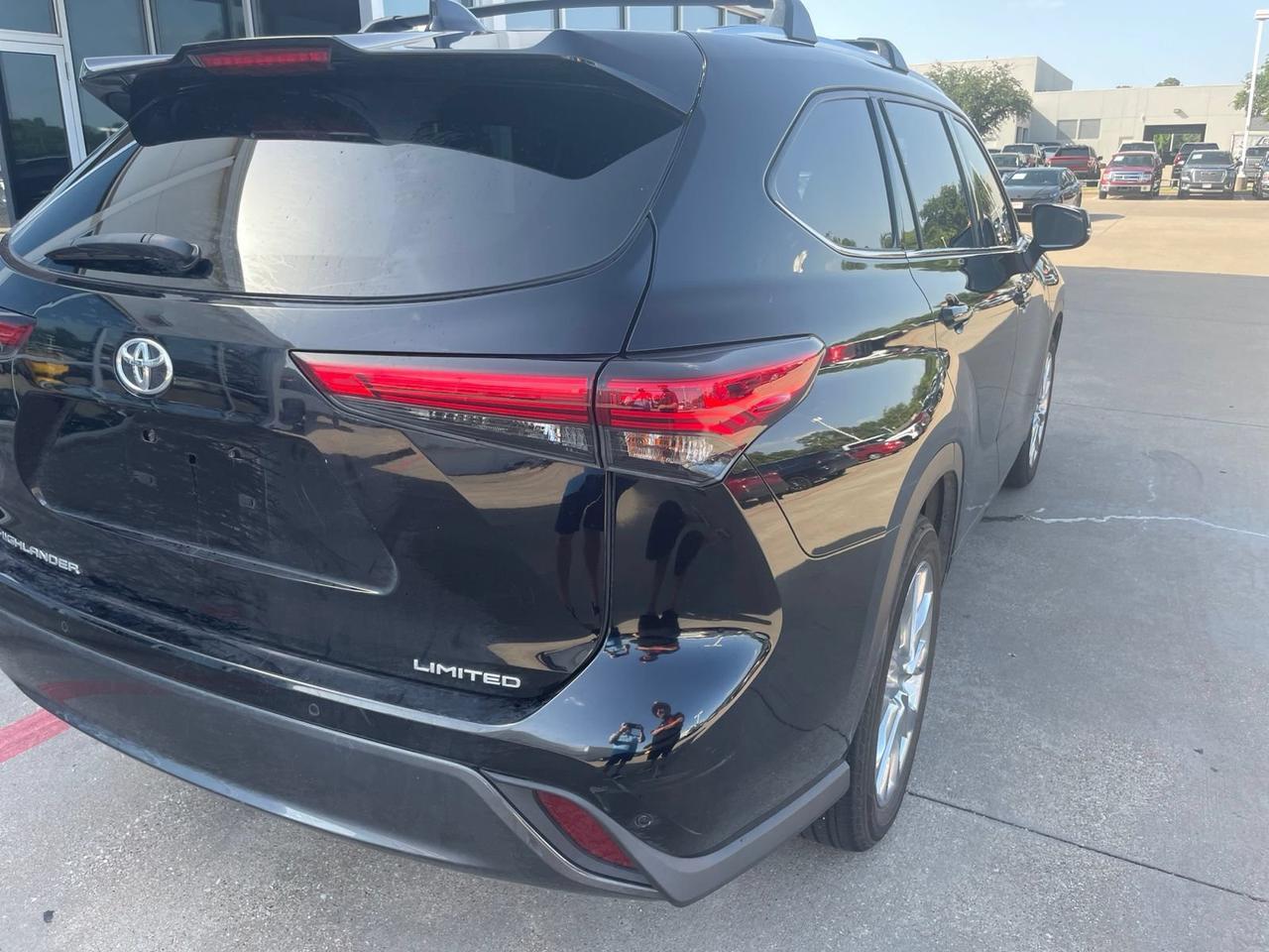 2020 Toyota Highlander Limited Hurst TX