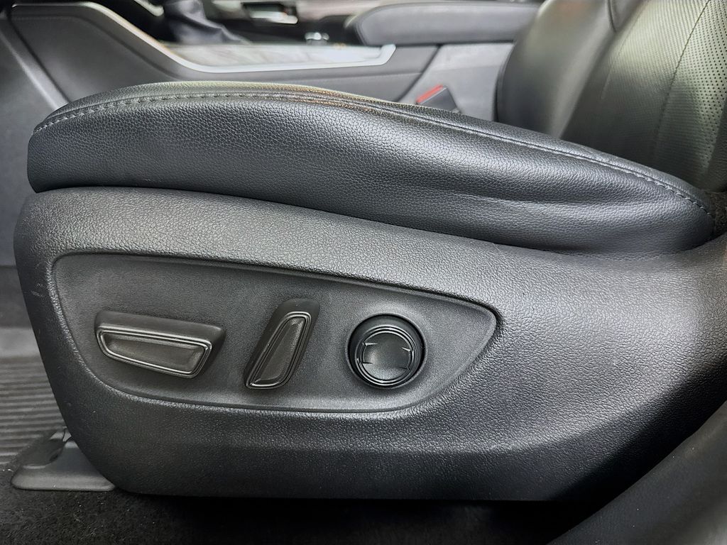 2020 Toyota Highlander Limited Kennewick WA