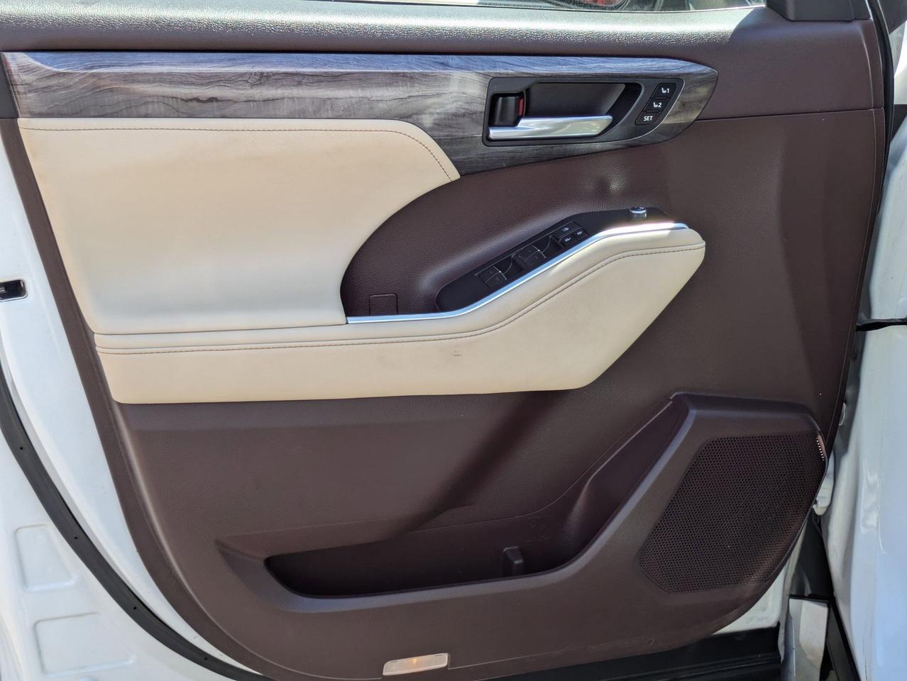 2020 Toyota Highlander Limited Castroville TX