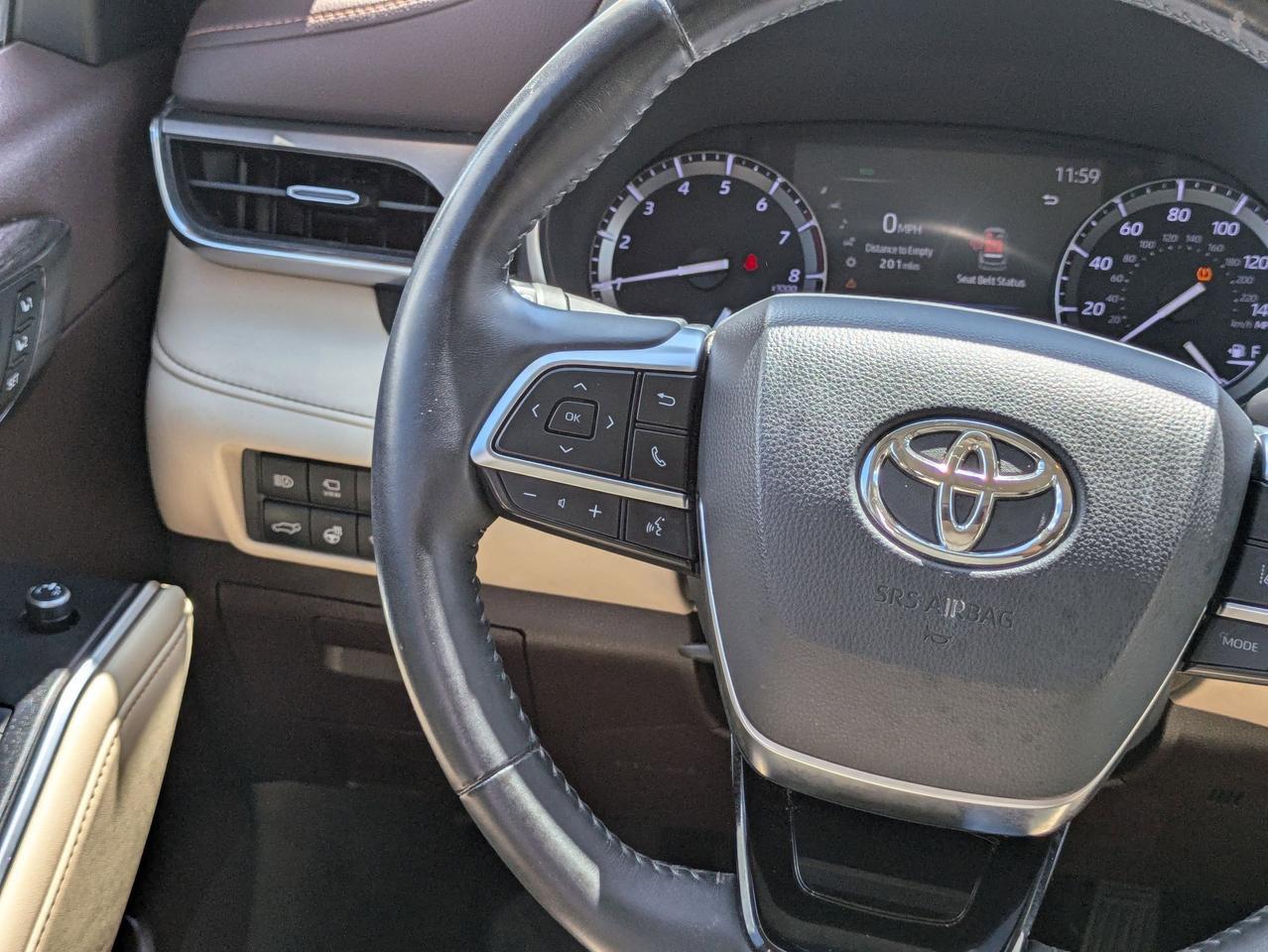 2020 Toyota Highlander Limited Castroville TX