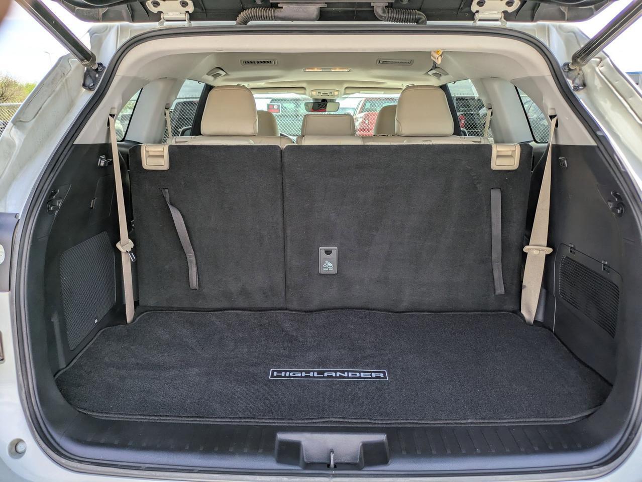 2020 Toyota Highlander Limited Castroville TX