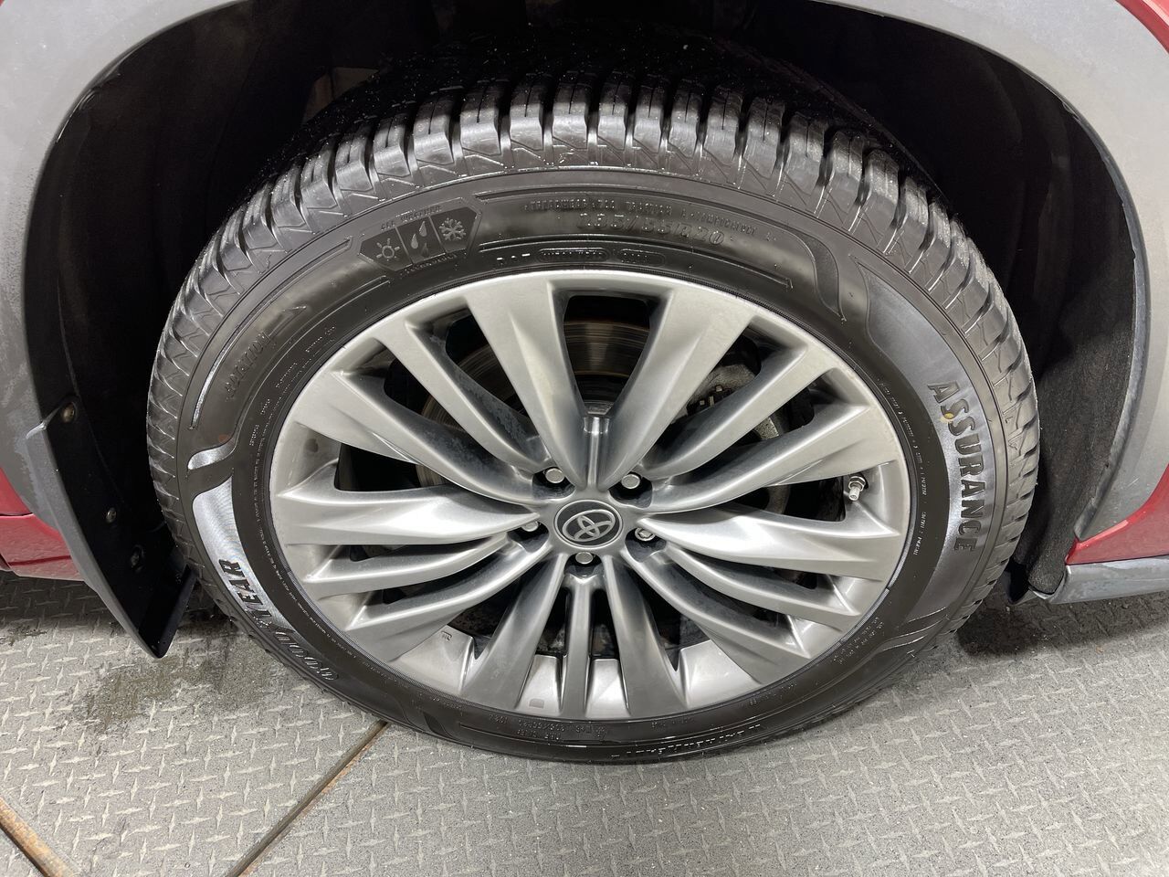 2020 Toyota Highlander Limited Sherwood Park AB