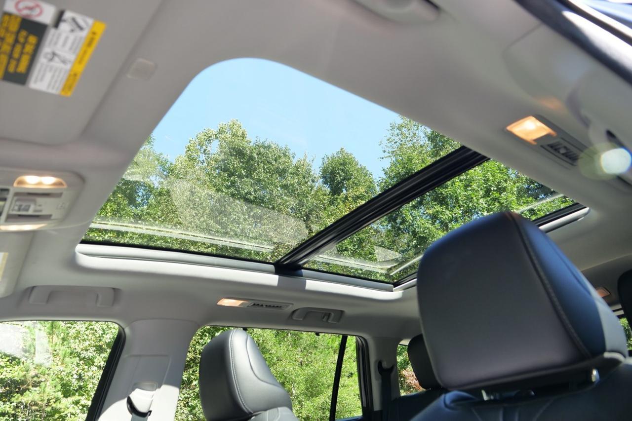 2020 Toyota Highlander Platinum / AWD / Cooled Front Seats / Pano Sunroof High Point NC