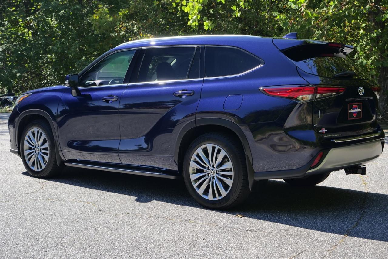 2020 Toyota Highlander Platinum / AWD / Cooled Front Seats / Pano Sunroof High Point NC