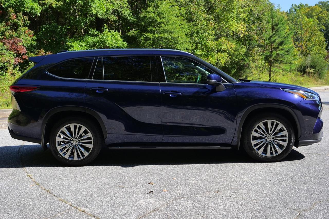 2020 Toyota Highlander Platinum / AWD / Cooled Front Seats / Pano Sunroof High Point NC