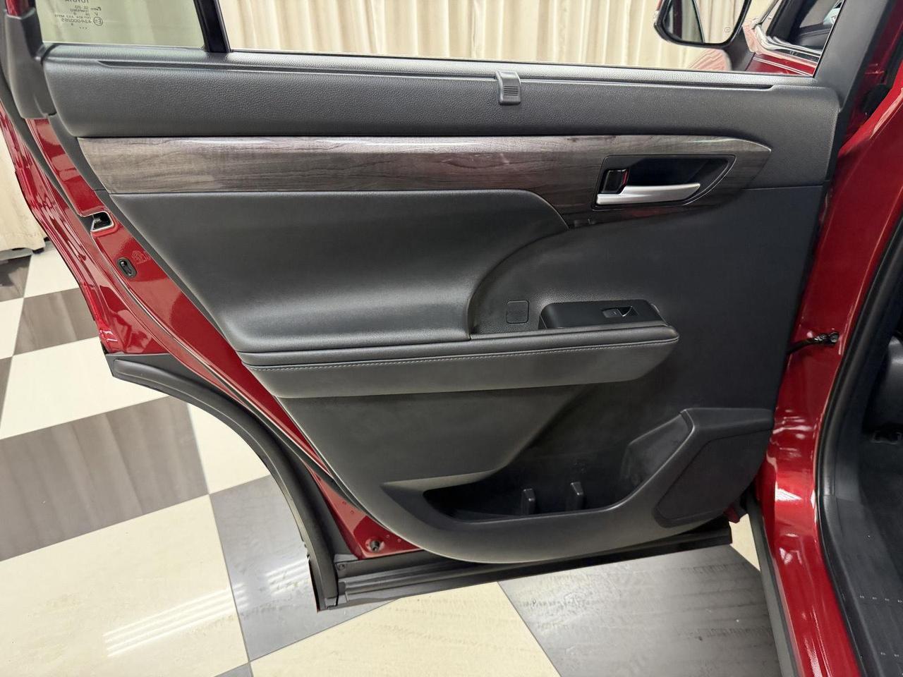 2020 Toyota Highlander Platinum Annapolis MD