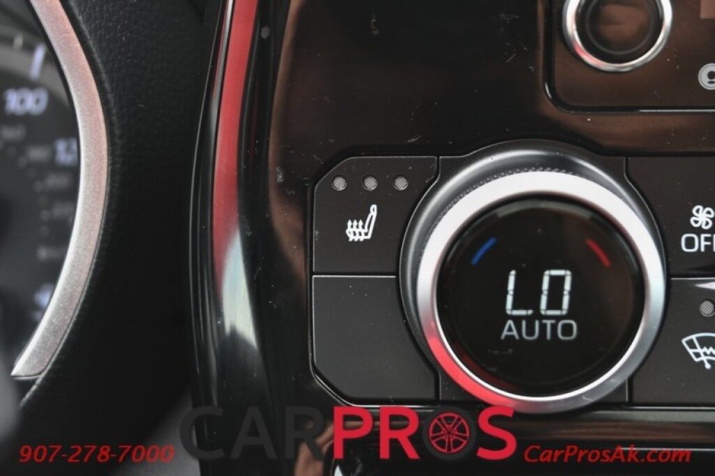 2020 Toyota Highlander XLE - AWD - Keyless Entry & Start - Power & Heated Leather Seats - Sunroof - Lane Departure & Blind Spot - Rear Climate Control - Rear Captain Chairs - Seats 7 - Back Up Camera - Power Liftgate Anchorage AK
